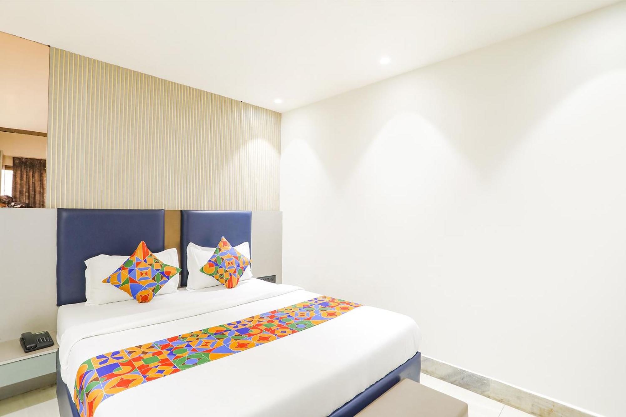 Fabhotel Shirdi Park Inn エクステリア 写真