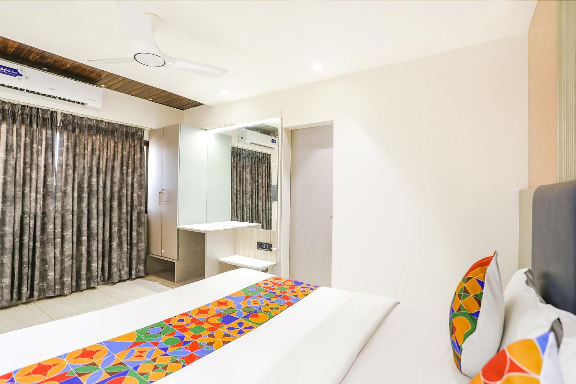 Fabhotel Shirdi Park Inn エクステリア 写真