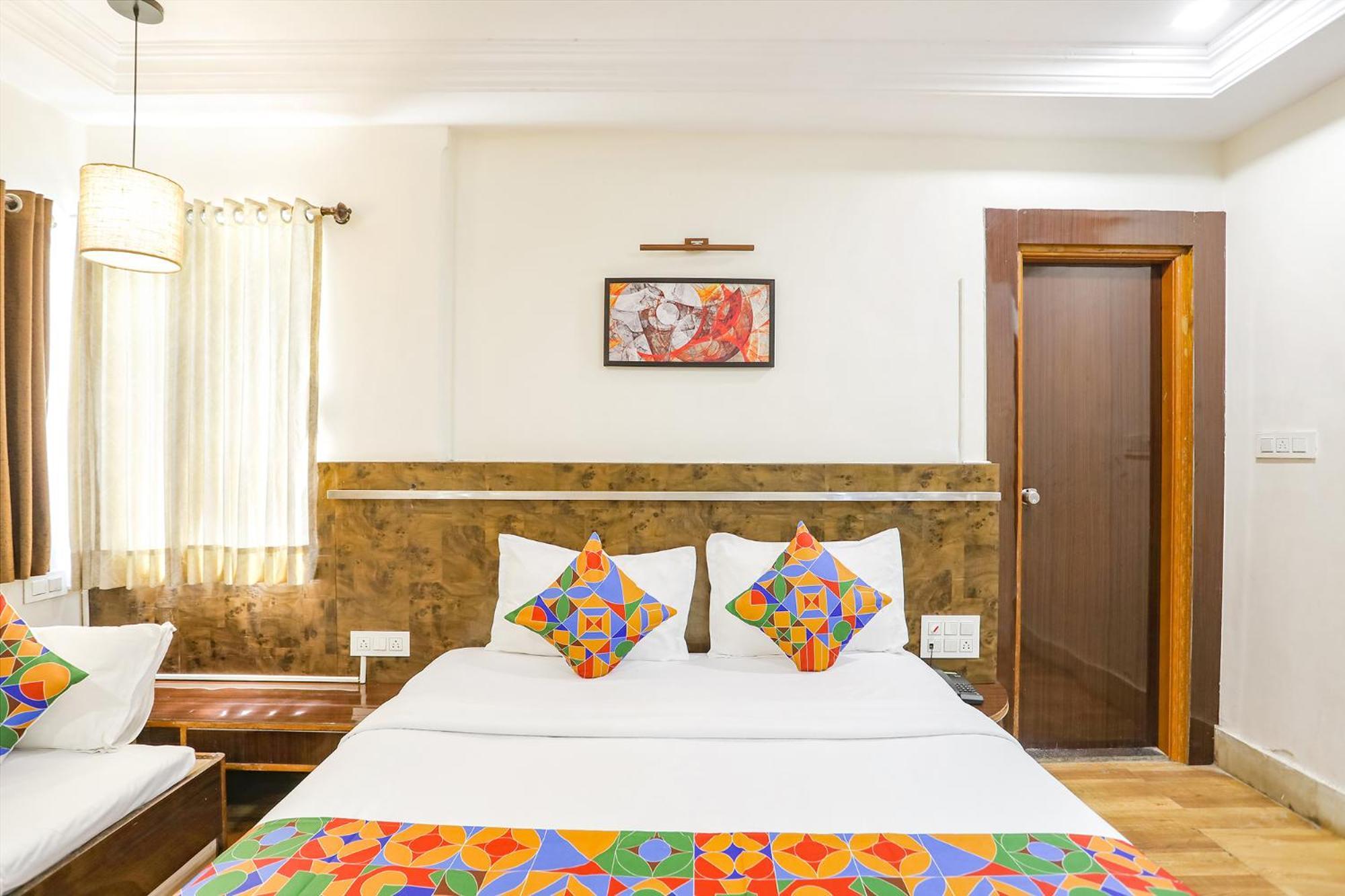 Fabhotel Shirdi Park Inn エクステリア 写真