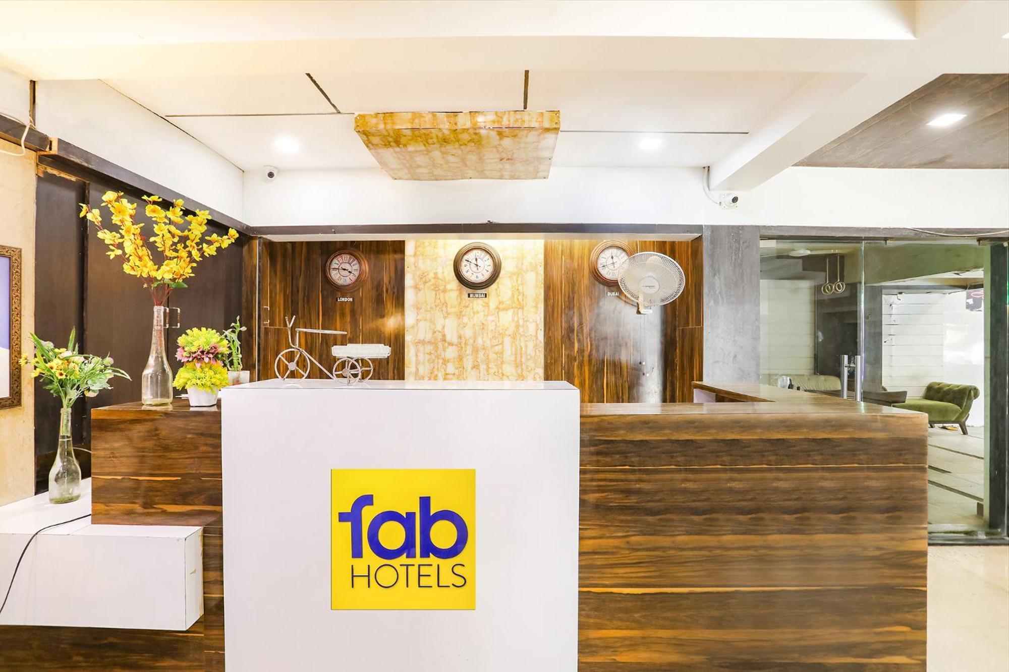 Fabhotel Shirdi Park Inn エクステリア 写真